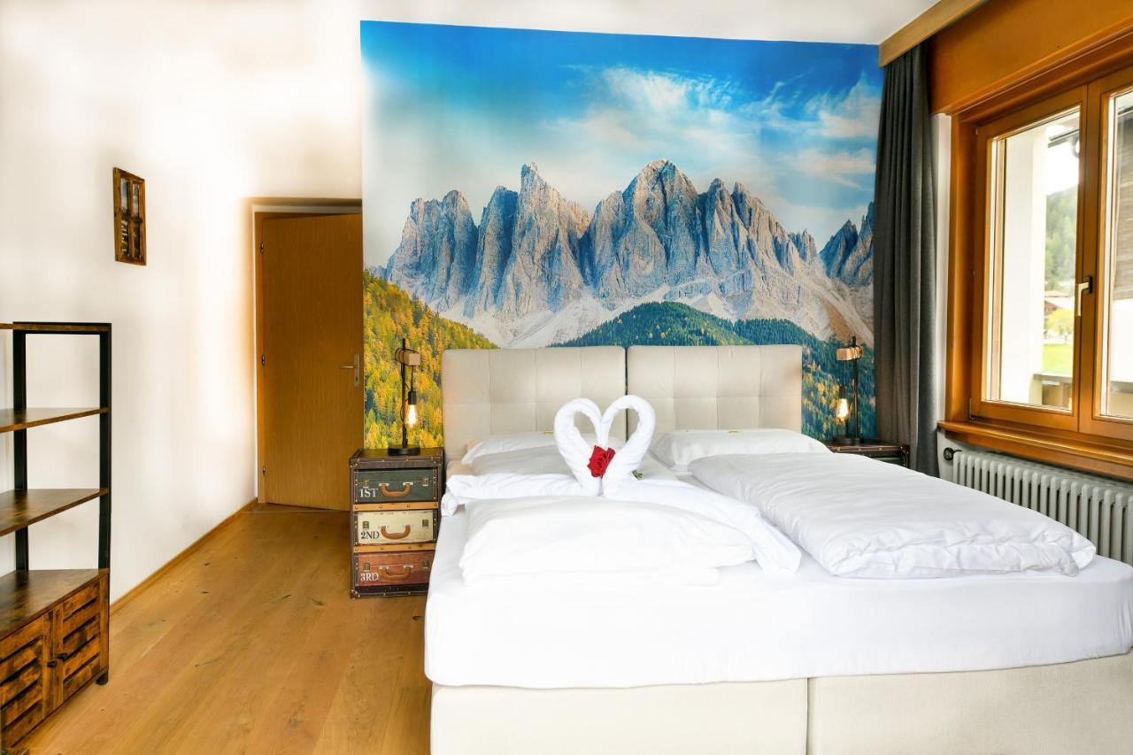 Guesthouse Rosengarten Dobbiaco Zewnętrze zdjęcie