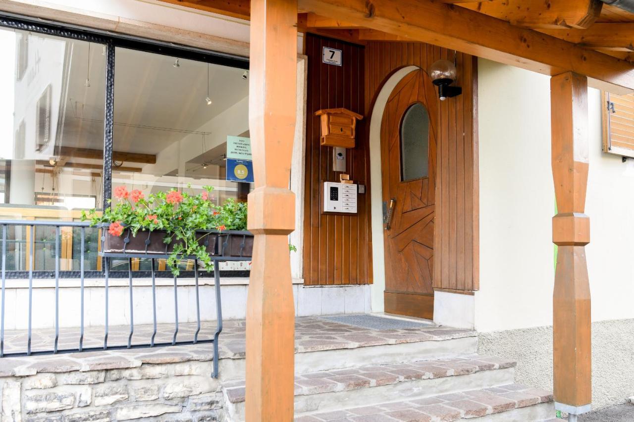 Guesthouse Rosengarten Dobbiaco Zewnętrze zdjęcie